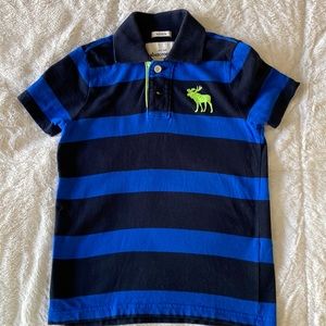 Abercrombie Kids size S polo blue/navy.